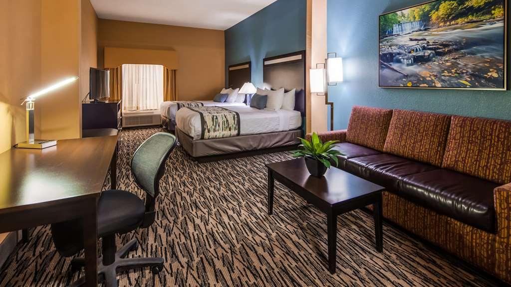 Best Western Plus & Motel 3*