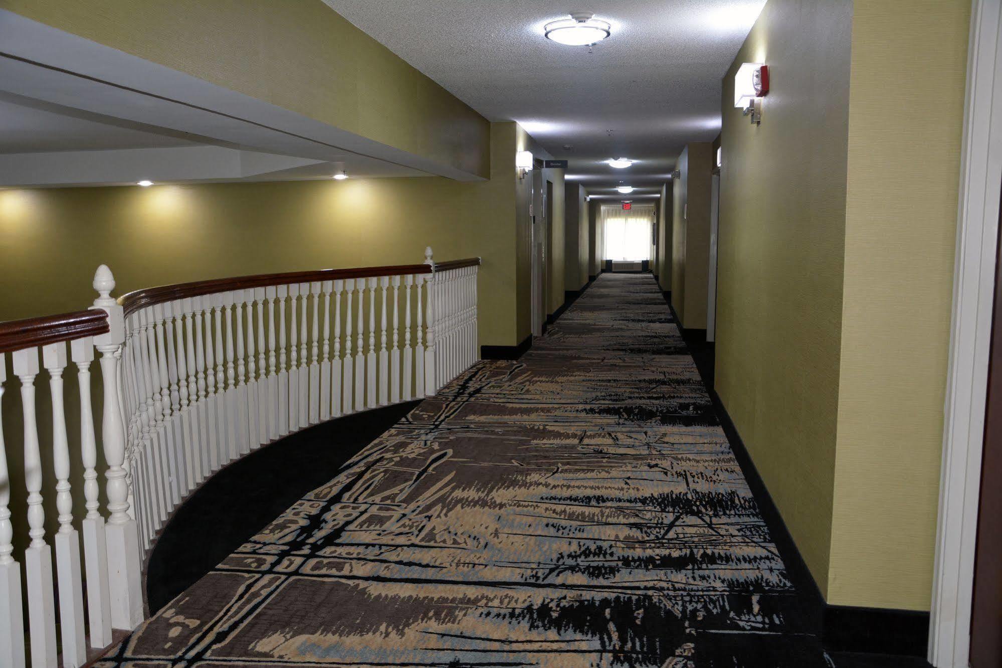 Best Western Plus & Motel